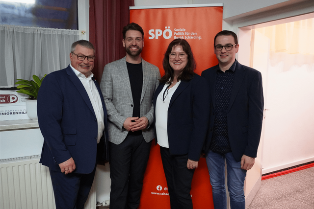 V. l.: Bezirksvorsitzender Karl Walch, Landesgeschäftsführer Florian Koppler, Landtagsklubvorsitzende Sabine Engleitner-Neu und Bezirksgeschäftsführer Florian Schiffecker. | Foto: SPOE