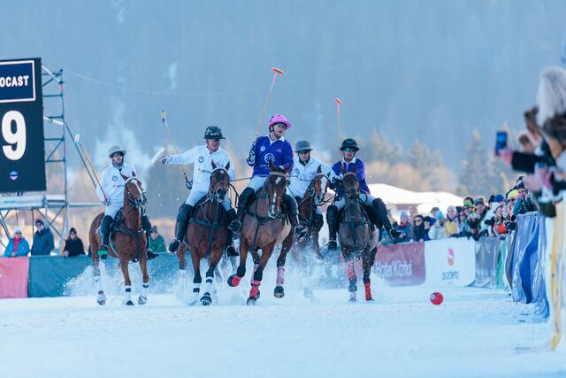 Foto: Snow Polo World Cup