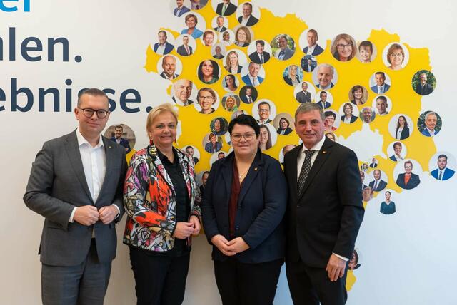 Gespräch zum Thema "Anfeindungen gegen Bürgermeisterinnen und Bürgermeister vor den Gemeinde-Wahlen in Niederösterreich". | Foto: VPNÖ