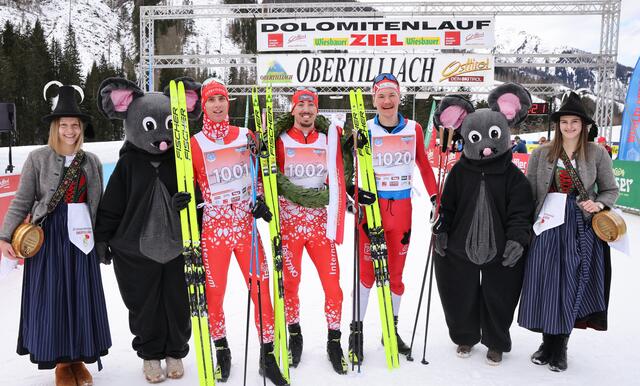 Das Herrenpodium über 42km: Francesco Ferrari (ITA), Lorenzo Busin (ITA) und Veli Matti Räsänen (FIN). | Foto: Expa Pictures