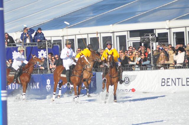 Foto: Snow Polo World Cup