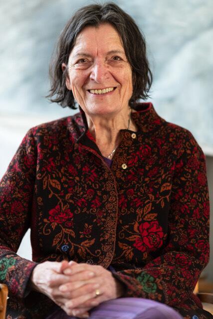 Künstlerin Therese Eisenmann feiert Vernissage in der Galerie Manner in Grein. | Foto: Michael Reitter-Kollmann