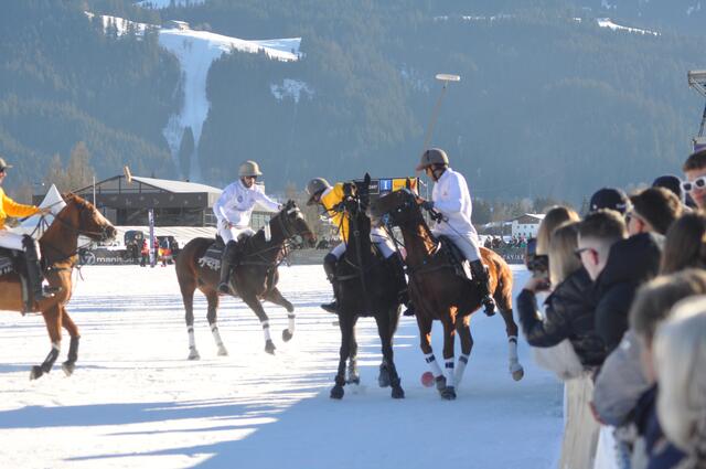 Foto: Snow Polo World Cup