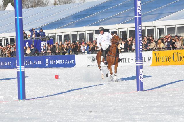 Foto: Snow Polo World Cup