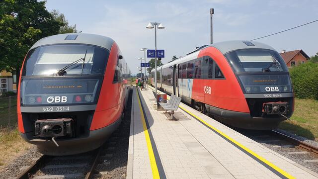 Der Einsatz für Mobilität über den öffentlichen Verkehr und der Bau der "B 68 neu" verbinden die beiden Landtagsabgeordneten Franz Fartek (ÖVP) und Michael Wagner (FPÖ). | Foto: MeinBezirk