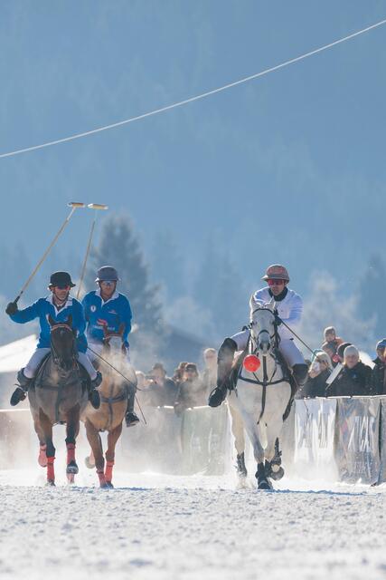 Foto: Snow Polo World Cup
