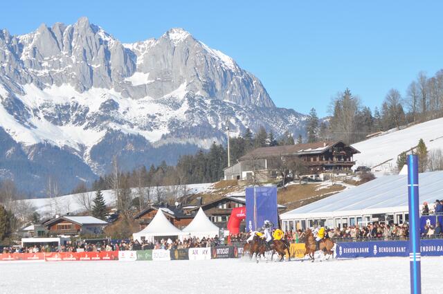 Foto: Snow Polo World Cup