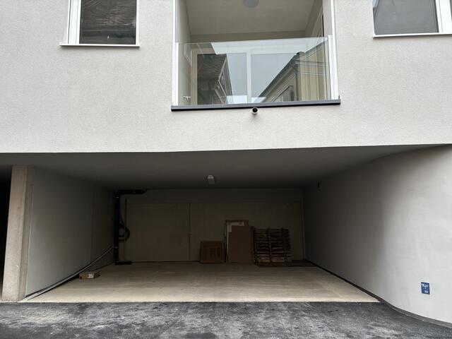 Überdachter Autoabstellplatz. | Foto: MeinBezirk/Engelmann