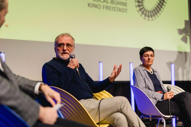 Wolfgang Steininger im Rahmen der 40-Jahr-Feier der Local-Bühne Freistadt mit seiner Schwester Hedi Hofstadler. | Foto: Flora Fellner Fotografie