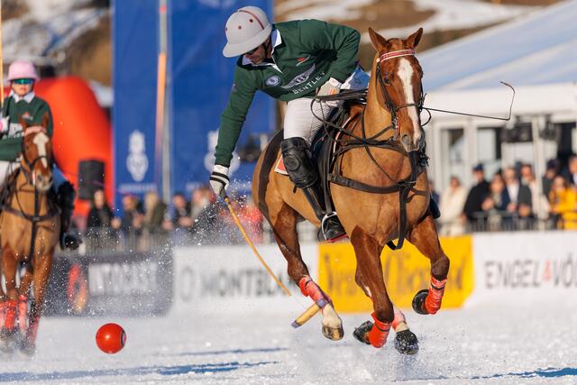 Foto: Snow Polo World Cup