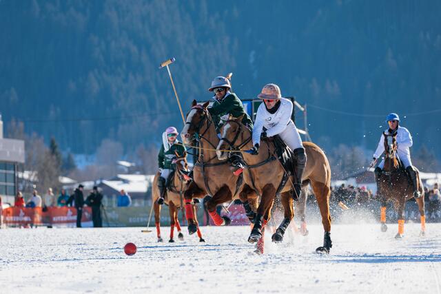 Foto: Snow Polo World Cup