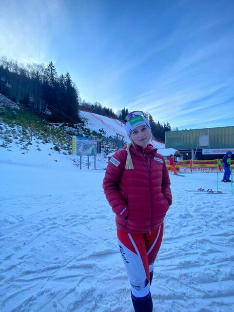 Elina Stary ist in Feldberg, Deutschland, angekommen, dort finden die letzten Rennen vor der WM statt.  | Foto: Privat