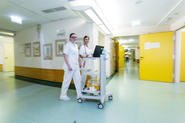 Nichtversicherte und mittellose Menschen finden Hilfe im Krankenhaus der Barmherzigen Brüder Wien in der Leopoldstadt. Finanziert werden die Behandlungen durch Spenden. | Foto: Ludwig Schedl/bbwien