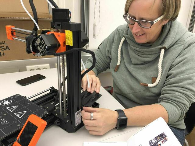 Erfahrungen Sammeln im Tun: Im edu-MakerSpace. | Foto: PH NÖ/Fikisz