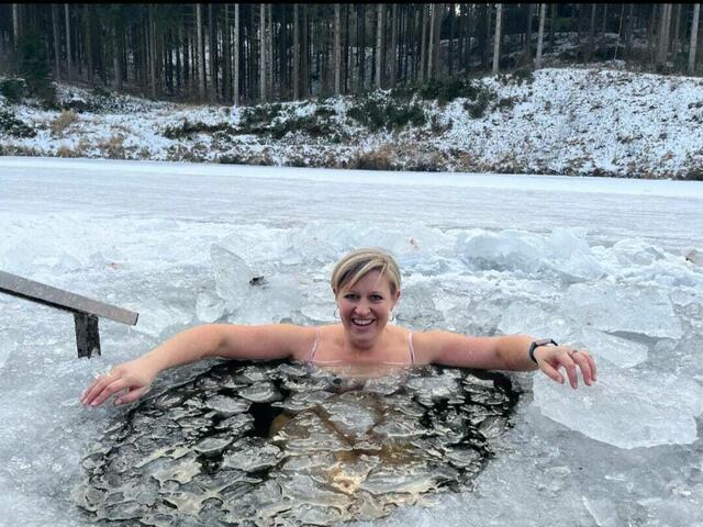 Der Kneipp-Aktiv-Club Rappottenstein lädt wieder zum Eisbaden. | Foto: Elfriede Wagner