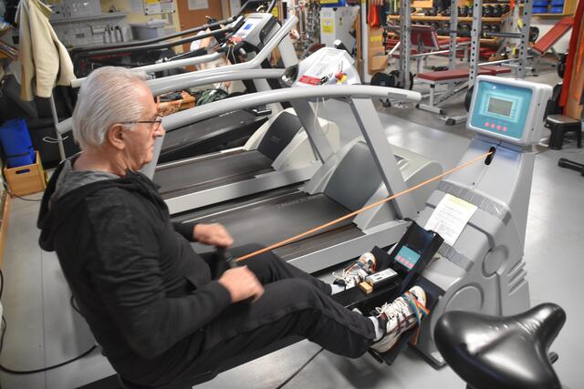 Unsere Senioren halten sich fit: Der 84-jährige Purgstaller Walter Mittendorfer sorgt für mehr Bewegung bei älteren Menschen im Bezirk. | Foto: Roland Mayr/MeinBezirk Scheibbs