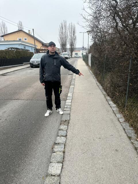 Franz Pretsch setzt sich bereits seit Jahren auch im Elternverein für eine Lösung vor der Volksschule ein. | Foto: FPÖ Lanzendorf