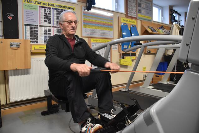 Unsere Senioren halten sich fit: Der 84-jährige Purgstaller Walter Mittendorfer sorgt für mehr Bewegung bei älteren Menschen im Bezirk. | Foto: Roland Mayr/MeinBezirk Scheibbs