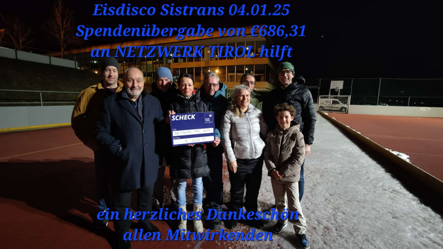 Vertreter der VS Sistrans mit Bgm. Johannes Piegger übergibt einen Spendenscheck an das ‚Netzwerk Tirol hilft‘. | Foto: Gemeinde Sistrans