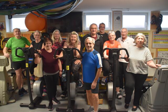 Unsere Senioren halten sich fit: Der 84-jährige Purgstaller Walter Mittendorfer sorgt für mehr Bewegung bei älteren Menschen im Bezirk. | Foto: Roland Mayr/MeinBezirk Scheibbs