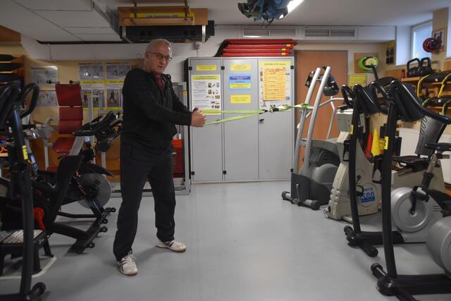 Unsere Senioren halten sich fit: Der 84-jährige Purgstaller Walter Mittendorfer sorgt für mehr Bewegung bei älteren Menschen im Bezirk. | Foto: Roland Mayr/MeinBezirk Scheibbs