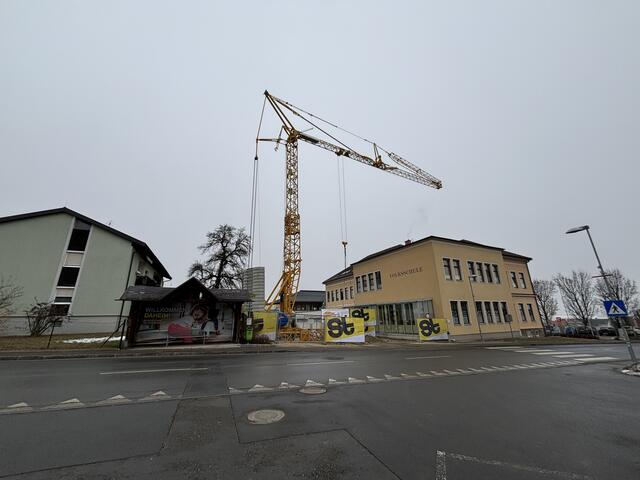 Die Baustelle an der Volksschule St. Lorenzen. | Foto: Angelika Kern