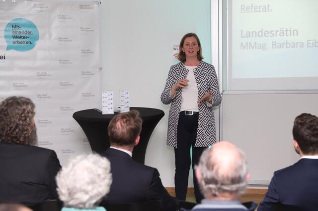 Landesrätin Barbara Eibinger-Miedl beleuchtete die aktuelle Situation auf Landesebene.