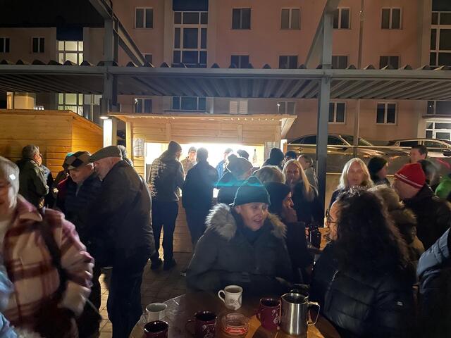 Überbleibsel von Punsch und Glühwein, die sonst möglicherweise in den Müll gewandert wären, wurden sinnvoll genutzt | Foto: Georg Ockermüller zvg