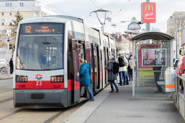 Die Linie 62 fuhr zeitweise nur zwischen Oper, Karlsplatz U und Wattmanngasse. | Foto: Manfred Helmer