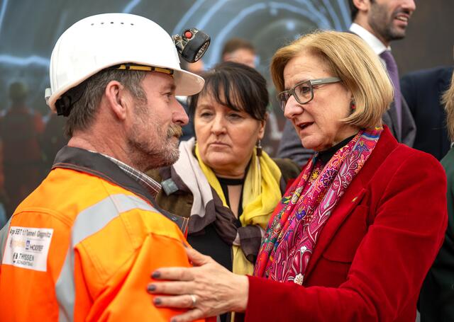 Gespräch mit einem Mineur. | Foto: NLK Pfeffer