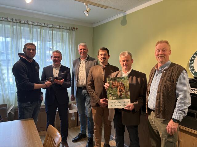 Florian Willemsen von SpektakulAIR, Uwe Maier, Bernhard Tuma, Christian Angerer, Horst Zwischenberger und Jörg Pempel | Foto: MeinBezirk.at