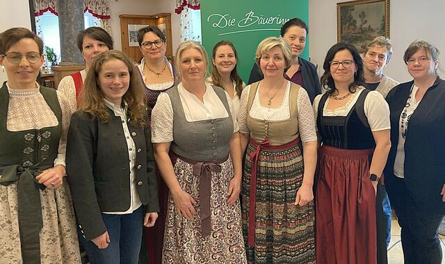 "Tag der Bäuerinnen in Lunz am See": Rund 100 Landwirtinnen und zahlreiche Ehrengäste erlebten ein inspirierendes Fest mit viel Austausch. | Foto: Die Bäuerinnen