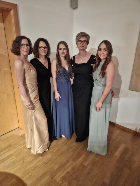 Lisa Dworschak, Ingrid Zlabinger, Verena Zlabinger, Monika Zlabinger und Alexandra Zlabinger (v.l.) | Foto: MV Windigsteig