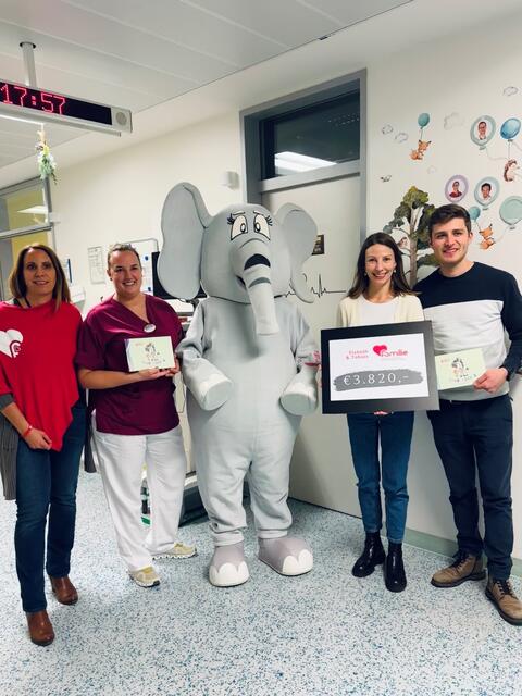 Spenden Übergabe an den Verein "Hilfe für das herzkranke Kind" | Foto: Elsbeth Steppeler und Tobias Jöbstl 