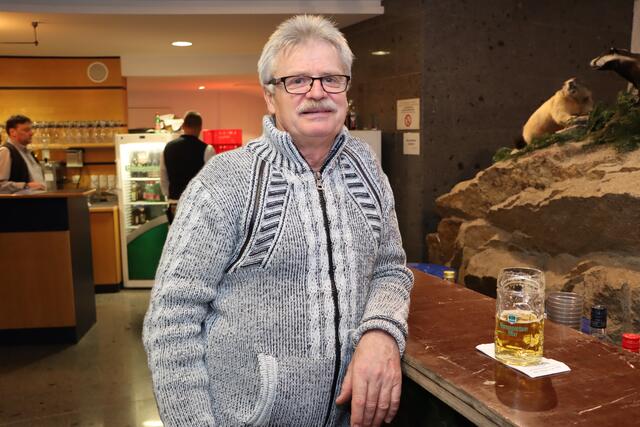 Herbert freute sich auf einen tollen Ballabend im Schärdinger Kubinsaal. | Foto: Markus Bäumler/zema-medien.de