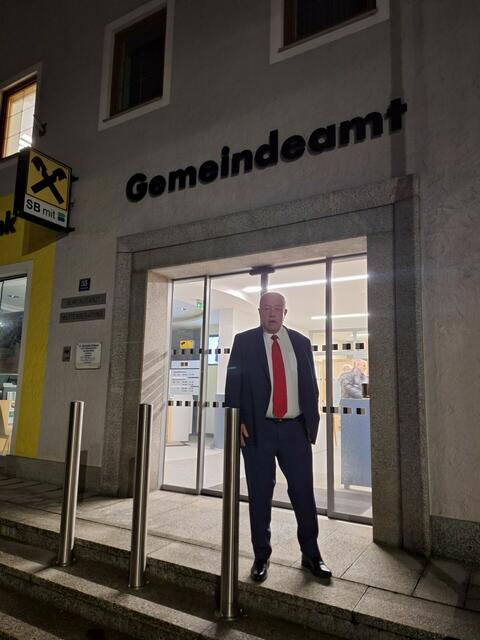 Herbert Kraus, Spitzenkandidat der SPÖ Arbesbach und Bezirkvorsitzender der SPÖ Zwettl kurz vor der Stimmabgabe in Arbesbach.
| Foto: privat