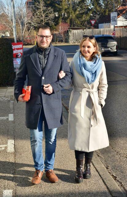 Philipp Gerstenmayer (FPÖ) mit Freundin Helene Marek. | Foto: Trimmel