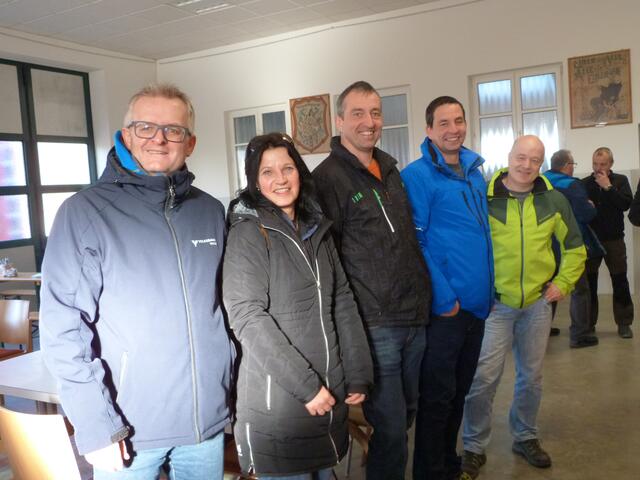 Um 10 Uhr ging die 7,8km lange Wanderung los!