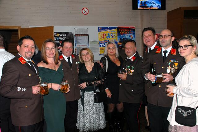 Seit vielen Jahren gehört der Feuerwehrball  zu den beliebtesten Veranstaltungen im Raabtal 