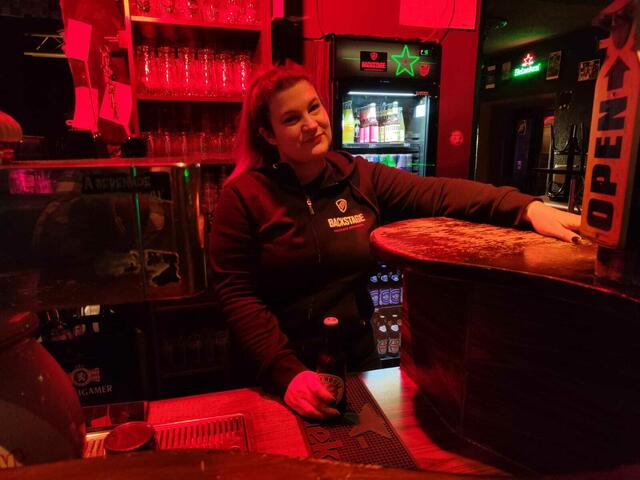 Marlene Movia startet als neue Besitzerin mit dem Rockcafé Backstage in Bärnbach durch. | Foto: Backstage