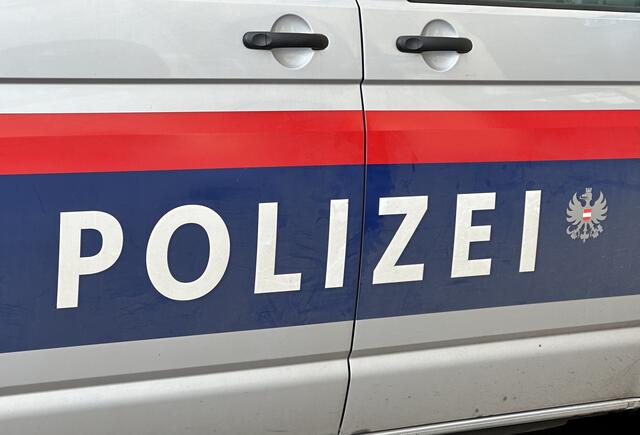Unter falschem Vorwand wurden zwei Schüler aus Wien am Sonntag zu einem Treffen gelockt und dort schließlich von drei Altersgenossen verprügelt sowie ausgeraubt. (Symbolbild) | Foto: Matthias Röder / dpa / picturedesk.com 