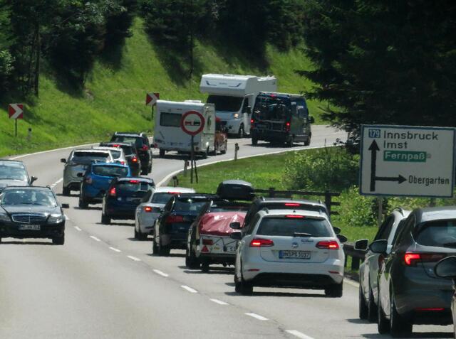 Die Pläne der Landesregierung mit Bemautung der B179 Fernpassstraße entzweit die Gemüter. | Foto: Zoom Tirol