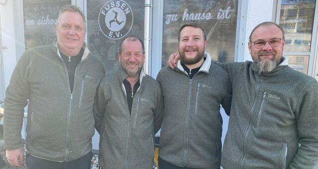 Mit nur einer Niederlage gewannen die Breitenwanger Herren das Turnier in Füssen. | Foto: SCB