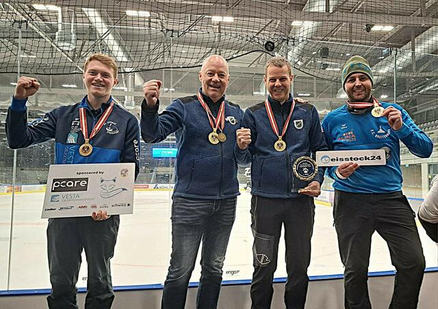 Von links: Hannes Hanser (Schwaz), Georg Stöckl, Matthias Taxacher (beide Angerberg) und Mathias Adler (Breitenwang)  | Foto: BÖE