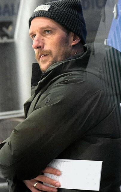 Coach Andreas Luchner vom HC Dragons Kufstein. | Foto: Schwaighofer