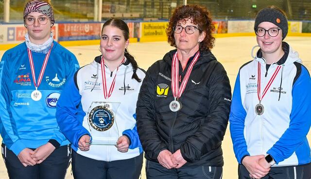 Silbermedaille im Team-Wettbewerb - Selina Steber (Breitenwang), Stefanie Wörgötter (Breitenbach), Monika Danler (Angerberg), Katharian Wörgötter (Breitenbach) | Foto: BÖE