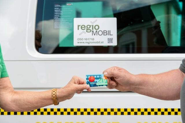 Seit August 2024 können Klimaticket-Besitzerinnen und Klimaticket-Besitzer im Rahmen eines Pilotprojekts das Mikro-ÖV-System regioMobil in der Südweststeiermark zu besonders günstigen Konditionen nutzen. | Foto: Regionalmanagement Südweststeiermark GmbH