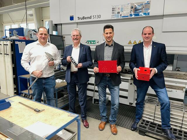 Geschäftsführer Christian Schöner, Landtagspräsident Karl Wilfing, geschäftsführender Gemeinderat Christoph Demmer und Landtagsabgeordneter Rene Zonschitz. | Foto: LT-D. / Schultes