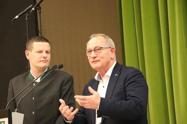 Bgm. Patrick Dorner (li) und VP-Landesgeschäftsführer Detlev Eisel-Eiselsberg  | Foto: Edith Ertl
