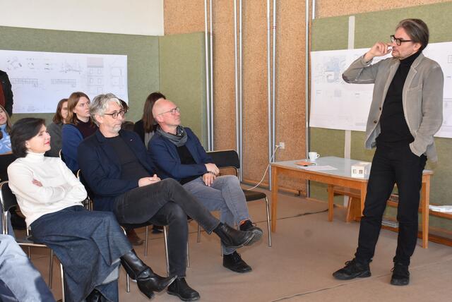 Kloster Münzbach - Schlusspräsentation mit elf Projekten von Architektur-Studierenden der Kunstuniversität Linz auf Fragestellungen zum Kloster Münzbach.  | Foto: Robert Zinterhof